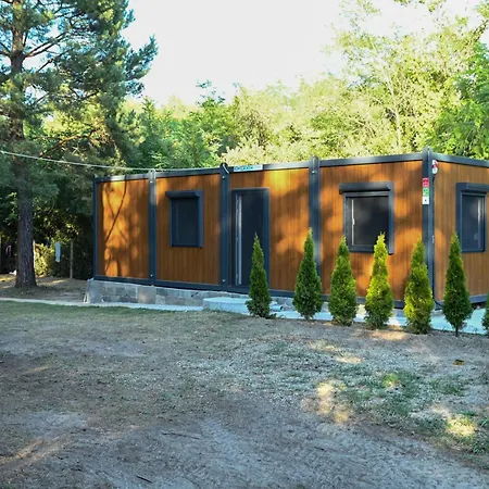 The Woodland Pool House Holiday home *